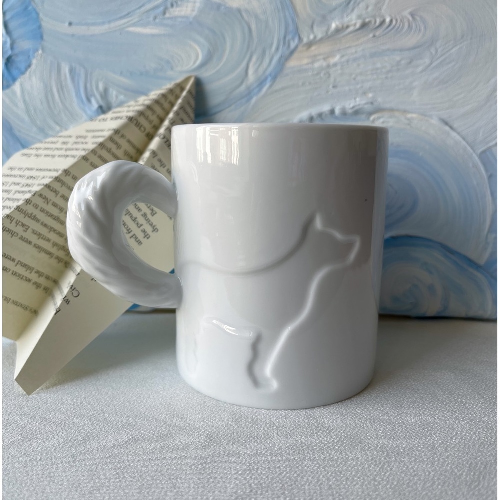 White mug
